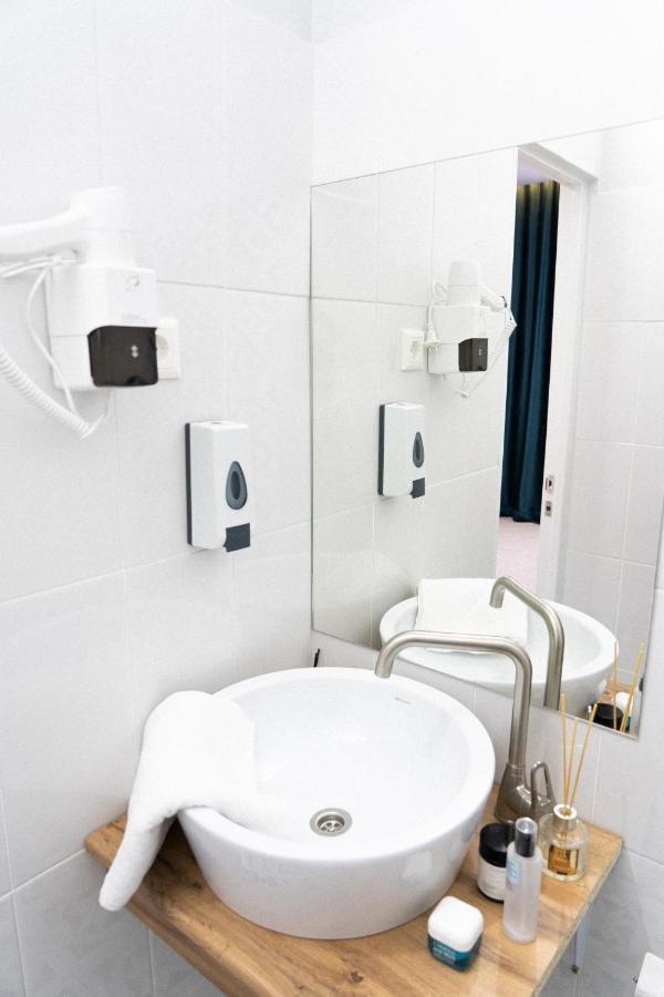 Jardin Hotel Aqtöbe Ngoại thất bức ảnh