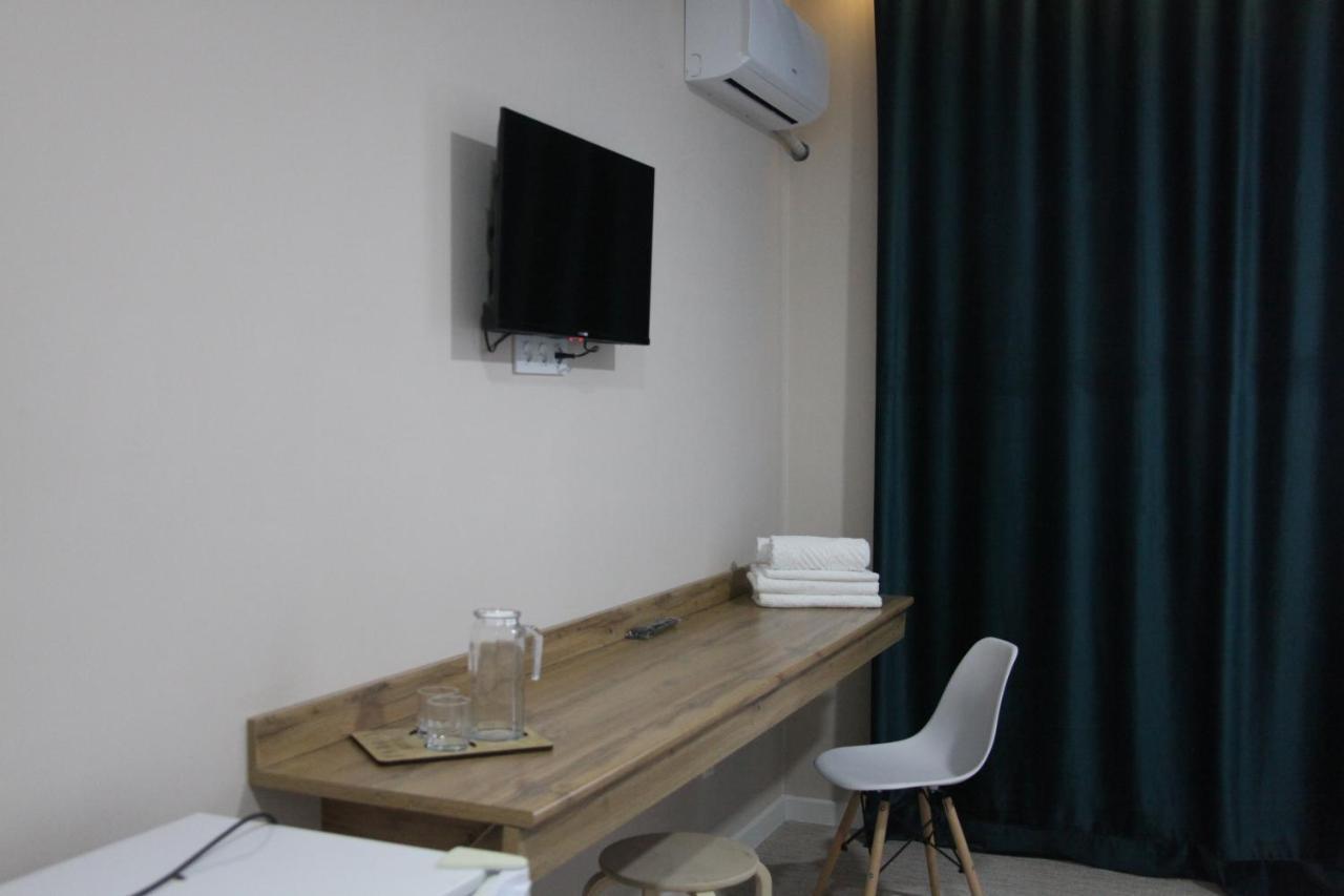 Jardin Hotel Aqtöbe Ngoại thất bức ảnh